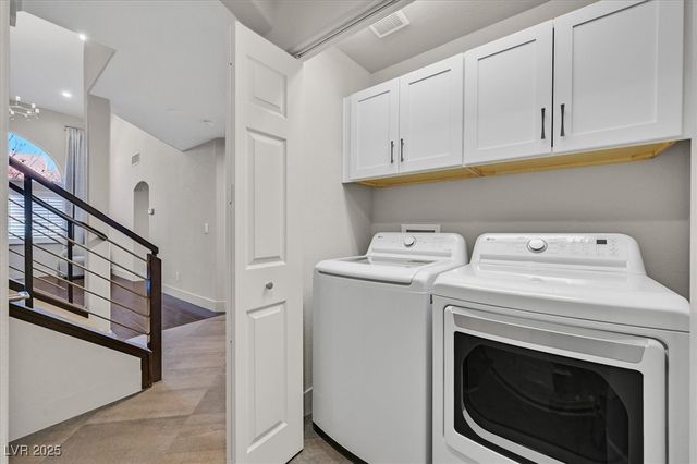 10210 Juniper Creek Lane, Las Vegas, NV 89145