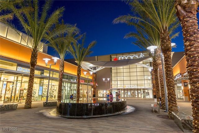 10210 Juniper Creek Lane, Las Vegas, NV 89145