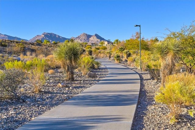 10210 Juniper Creek Lane, Las Vegas, NV 89145