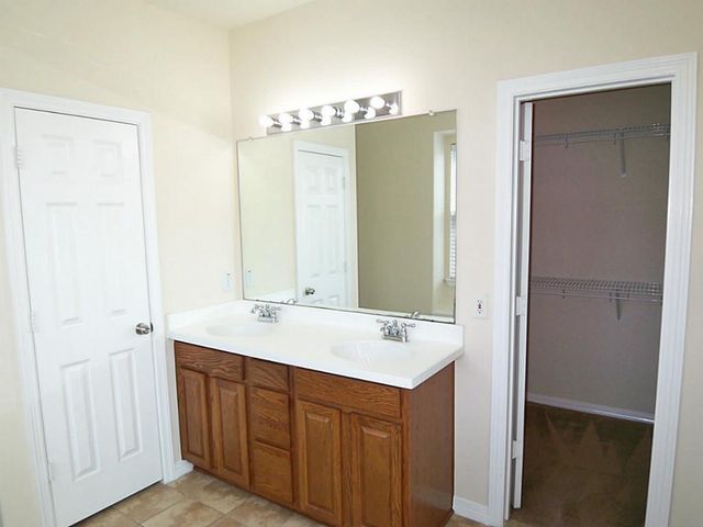 17207 Mossbriar Lane, Houston, TX 77095