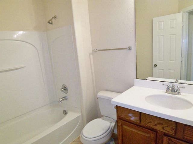 17207 Mossbriar Lane, Houston, TX 77095