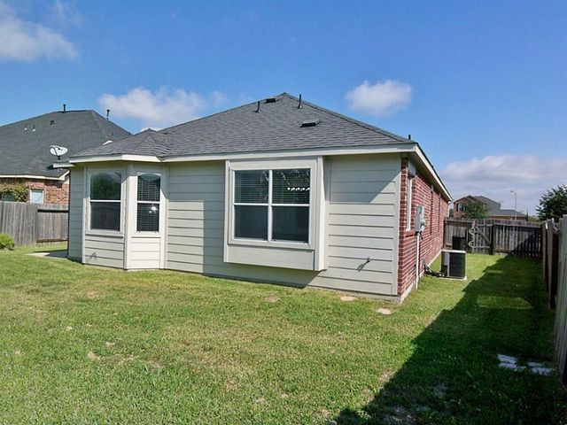 17207 Mossbriar Lane, Houston, TX 77095