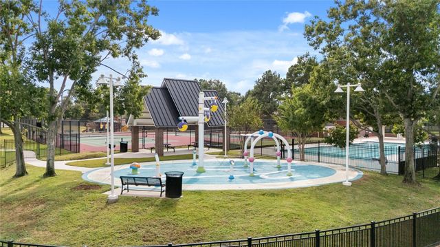17207 Mossbriar Lane, Houston, TX 77095