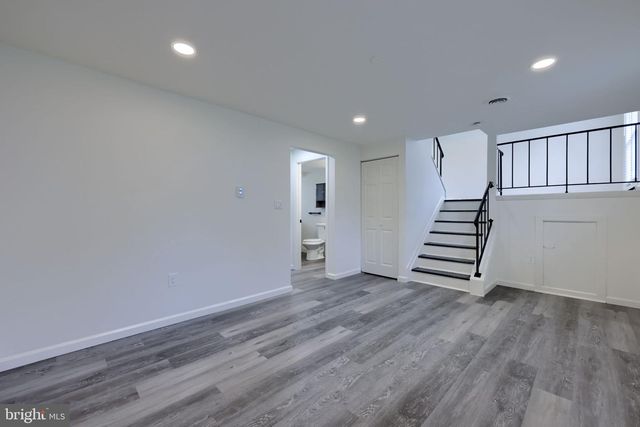106 WARREN WAY, Lancaster, PA 17601