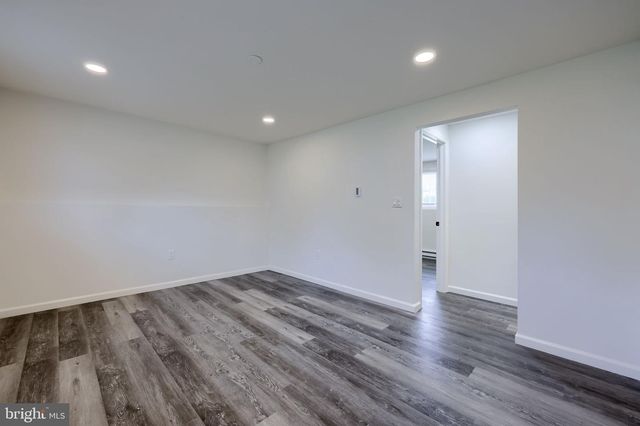 106 WARREN WAY, Lancaster, PA 17601
