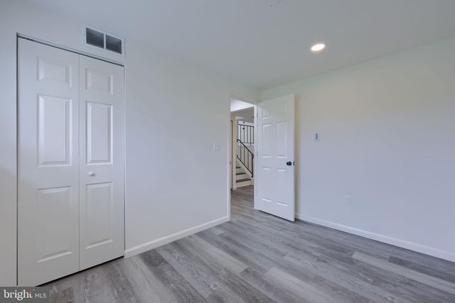 106 WARREN WAY, Lancaster, PA 17601