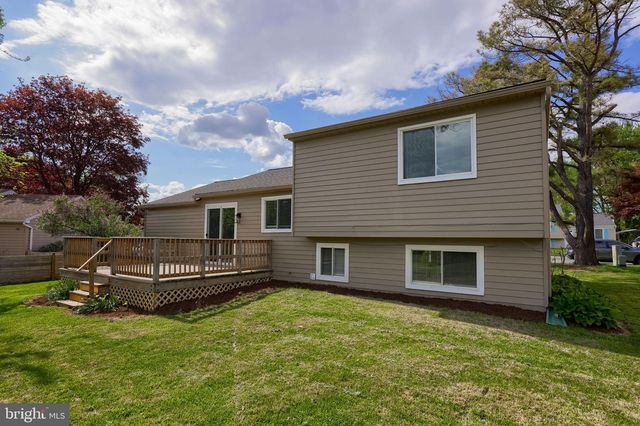 106 WARREN WAY, Lancaster, PA 17601