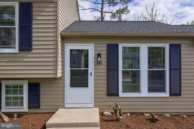 106 WARREN WAY, Lancaster, PA 17601