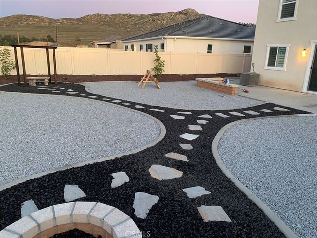 21084 Telegraph Road, Riverside, CA 92507