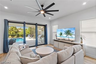 551 97th AVE N, Naples, FL 34108