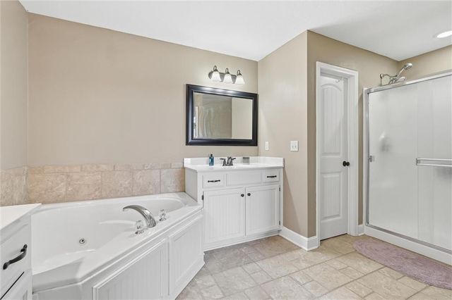 803 Mulberry Street, Pleasant Hill, MO 64080