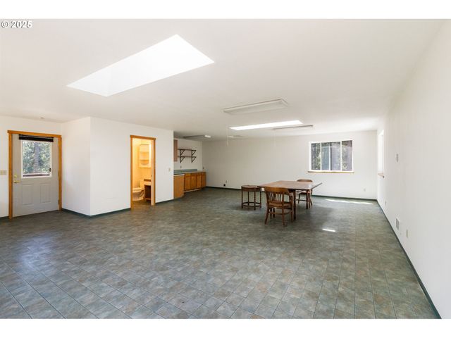 80926 TURKEY RUN Rd, Creswell, OR 97426