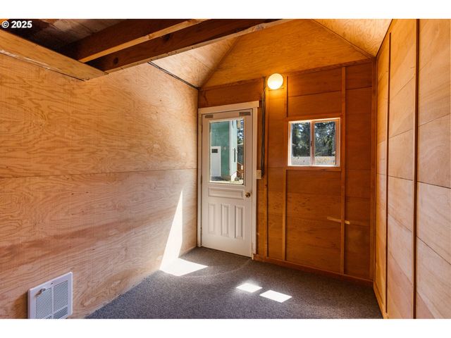 80926 TURKEY RUN Rd, Creswell, OR 97426