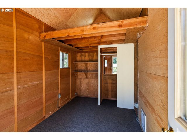 80926 TURKEY RUN Rd, Creswell, OR 97426