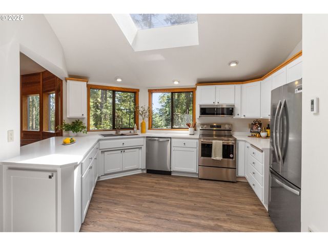 80926 TURKEY RUN Rd, Creswell, OR 97426