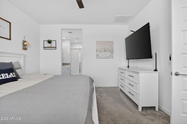 12612 W MORTEN Avenue, Glendale, AZ 85307