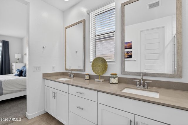 12612 W MORTEN Avenue, Glendale, AZ 85307