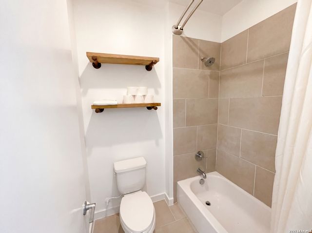 330 Clay St Unit 8, San Antonio, TX 78204