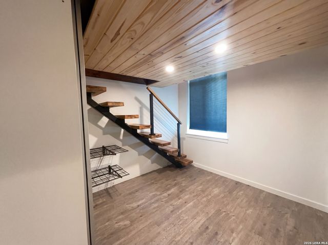 330 Clay St Unit 8, San Antonio, TX 78204