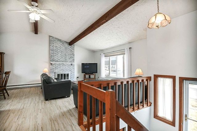 68 Airport Drive, York, ME 03909