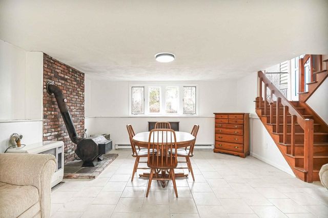 68 Airport Drive, York, ME 03909