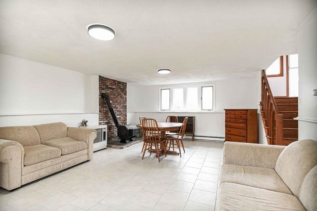 68 Airport Drive, York, ME 03909