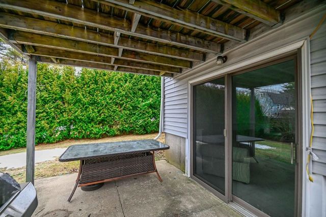 68 Airport Drive, York, ME 03909