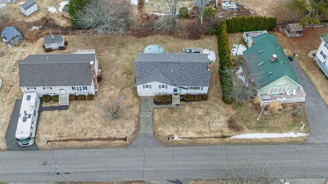 68 Airport Drive, York, ME 03909