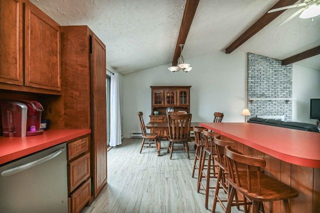 68 Airport Drive, York, ME 03909