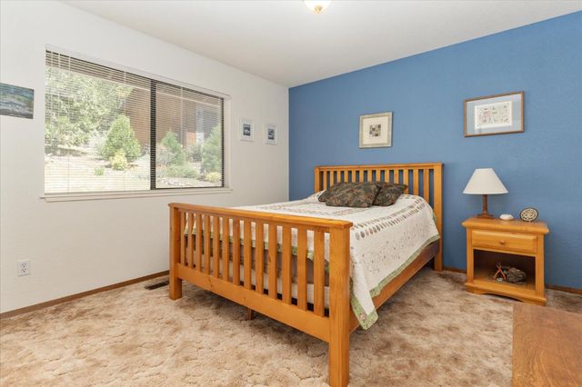 664 Forest Meadows Dr, Murphys, CA 95247