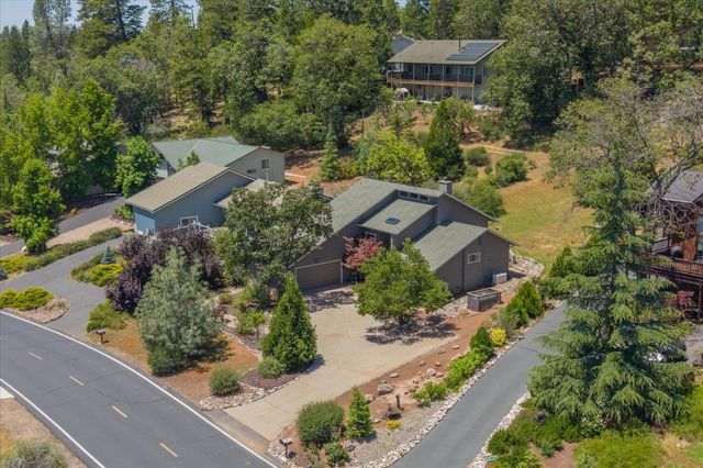 664 Forest Meadows Dr, Murphys, CA 95247