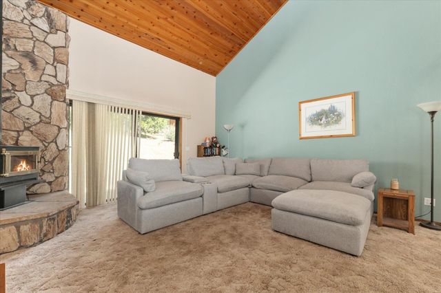 664 Forest Meadows Dr, Murphys, CA 95247