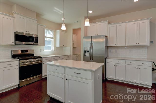 8017 Cornhill Avenue, Charlotte, NC 28277