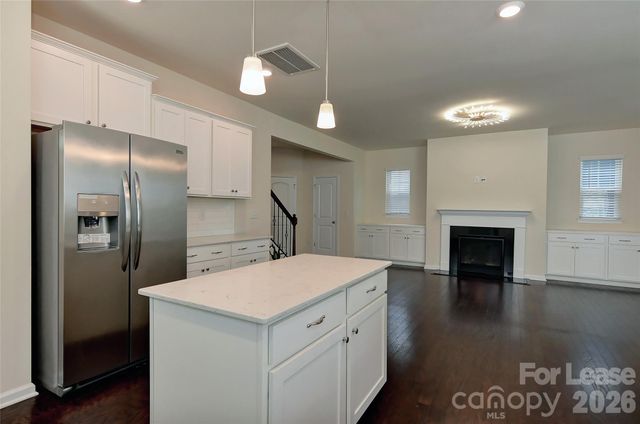 8017 Cornhill Avenue, Charlotte, NC 28277