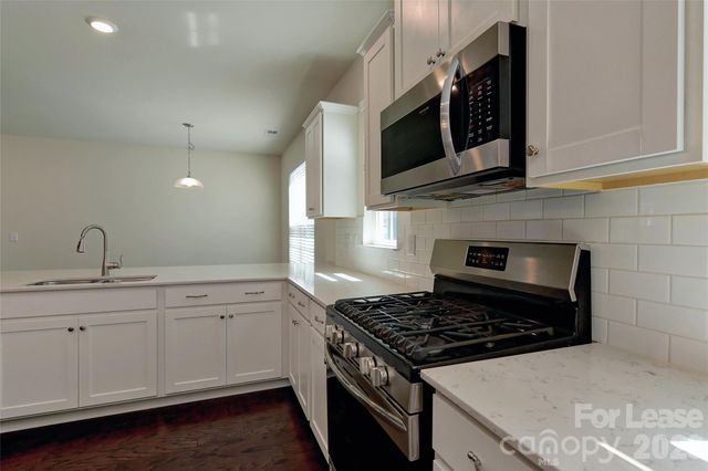 8017 Cornhill Avenue, Charlotte, NC 28277