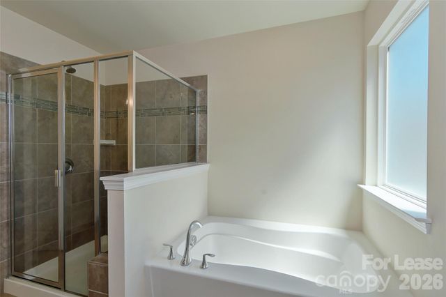 8017 Cornhill Avenue, Charlotte, NC 28277