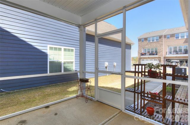 8017 Cornhill Avenue, Charlotte, NC 28277