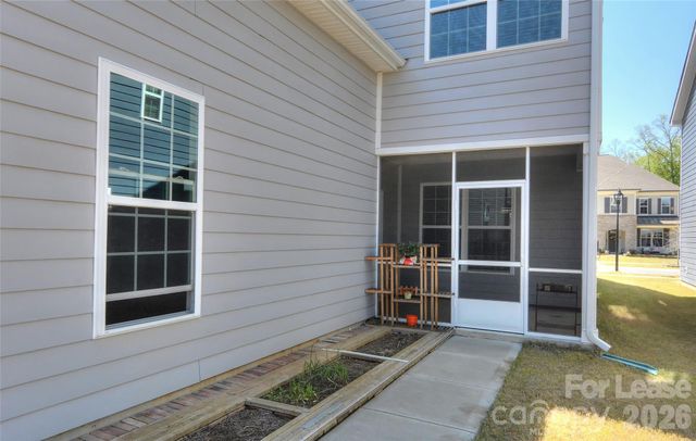 8017 Cornhill Avenue, Charlotte, NC 28277