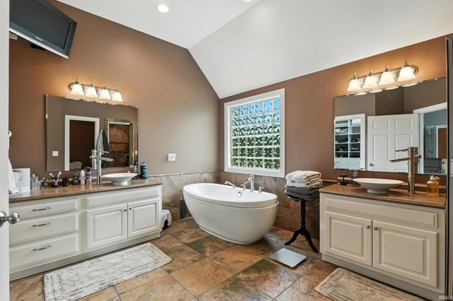 17325 N State Road 1 Road, Spencerville, IN 46788