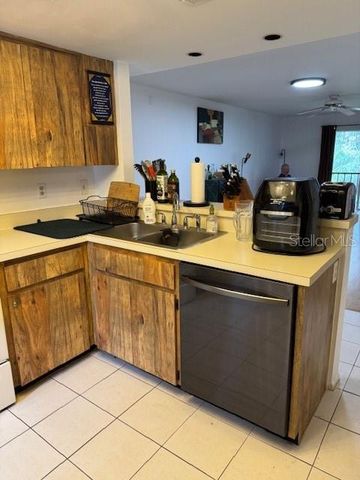 122 CYPRESS LANE 122, Oldsmar, FL 34677