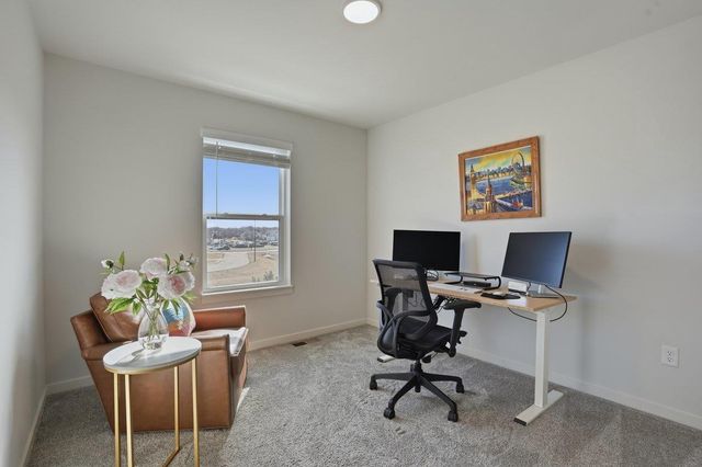 1543 N Thompson Road, Sun Prairie, WI 53590