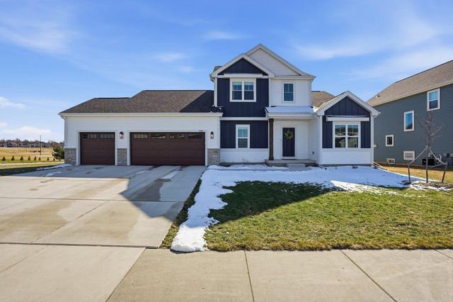 1543 N Thompson Road, Sun Prairie, WI 53590