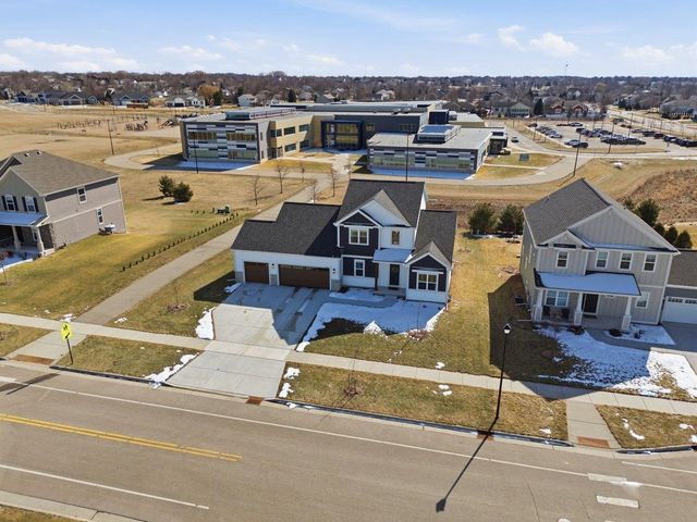 1543 N Thompson Road, Sun Prairie, WI 53590