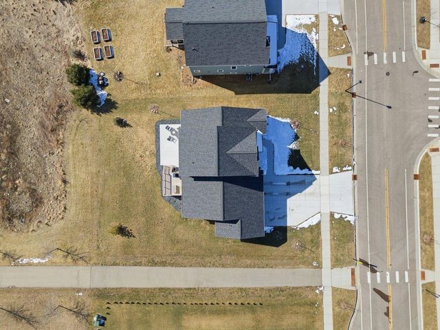 1543 N Thompson Road, Sun Prairie, WI 53590