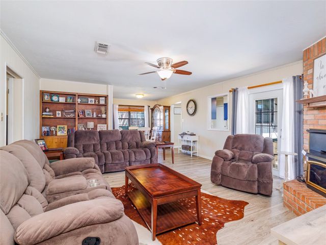 1 Alpine Court, Brownwood, TX 76801