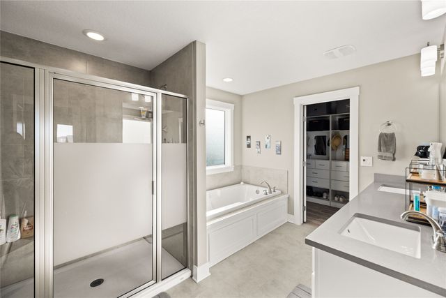 418 W High Road, Norwalk, IA 50211