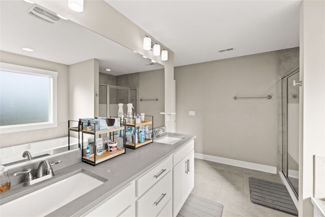 418 W High Road, Norwalk, IA 50211