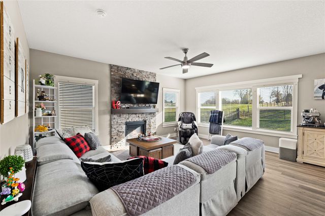 418 W High Road, Norwalk, IA 50211