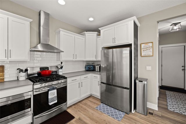 418 W High Road, Norwalk, IA 50211