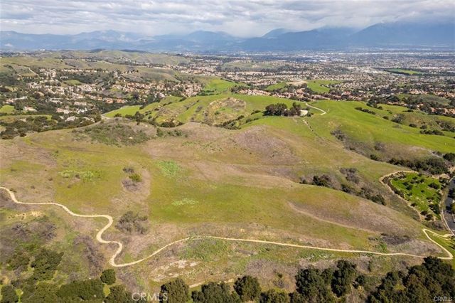 13 OLD CARBON CANYON, Chino Hills, CA 91709